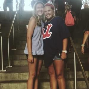 Meet your Posher, Leah